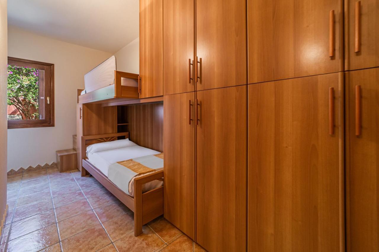 Le Pergole 02 - Trilocale Con Posto Auto Apartment La Maddalena  Exterior photo